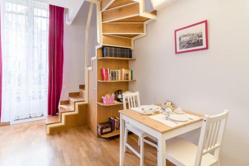 Chiaia Apartment | CasAlice Mini Apartments Napoli