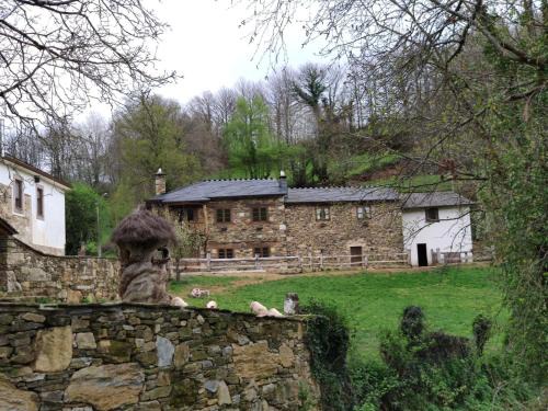 As Nogais House | Casas Eladio-Doncos