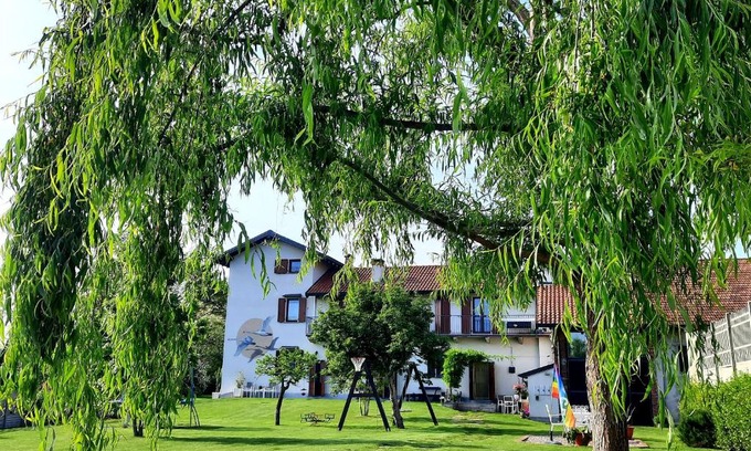 Castano Primo Apartment | Cascina al Ponte