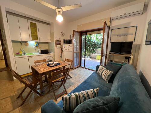 Santa Marinella Apartment | Casetta Anna