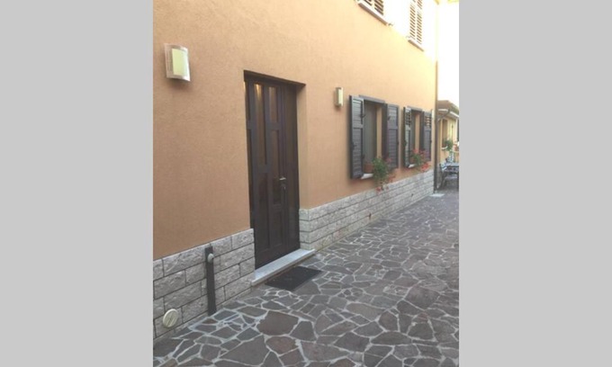 San Giovanni-Chiadino-Rozzol House | Casetta Helena