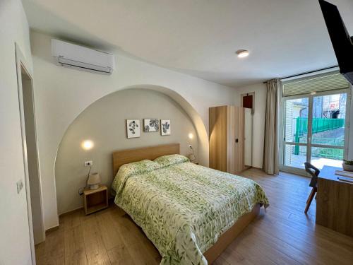 Sapri House | Cassandra Rooms