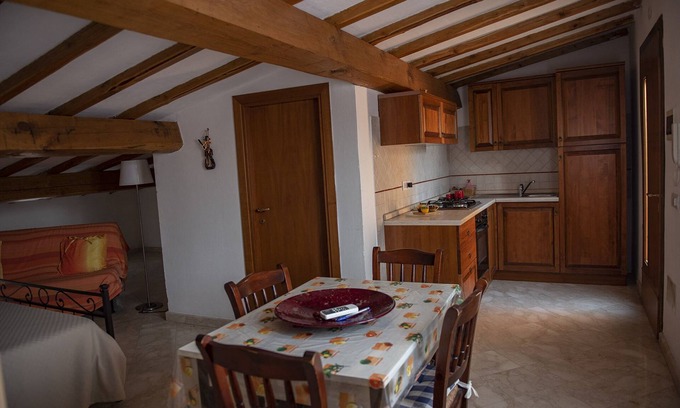 San Vincenzo House | Cav Costa degli Etruschi