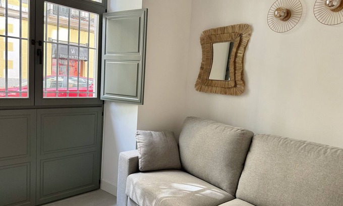 Embajadores Apartment | CavaBajaSuites 004 EL RASTRO