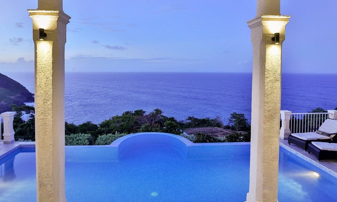 Sea Breeze Hills Villa | Cayman Villa - Contemporary 3 bedroom Villa with Stunning Ocean Views 3 Villa by RedAwning