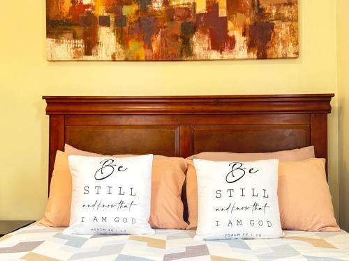 Cagayan de Oro Apartment | CDO Cozy 2-Bedrooms 2 Toilets View Pool and Garden beside Ayala Mall