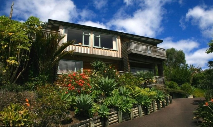 Russell House | Cedar Bay - Central Russell