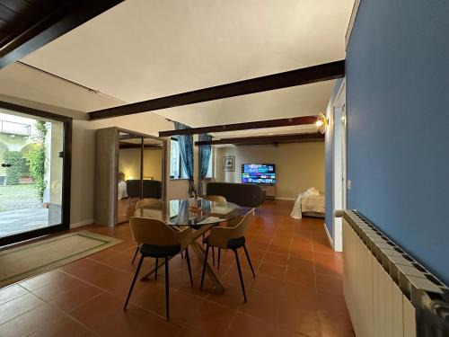 Vercelli Apartment | Center One by Cinelli Apartment