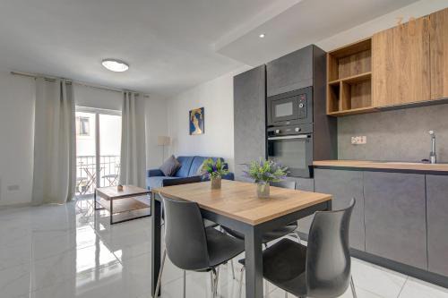Ta' Giorni Apartment | Central and fully equipped 1BR Apt in St Julian's by 360 Estates