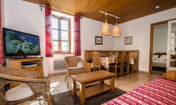 Chamonix City Centre Apartment | Central apartment in Chamonix with WiFi and pets allowed