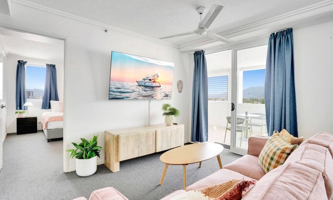 Cairns Central Business District Apartment | Central Cairns Condo with Rooftop Pool, City Views & Secure Parkin