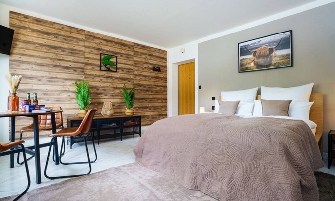 Saas-Fee Apartment | Central chalet-style studio with Allalin view, Mischabelkette, Saas Fee, Zermatt