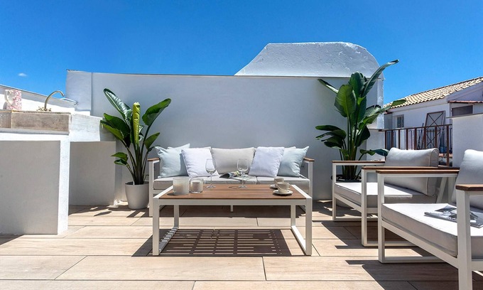 San Francisco-Ribera Cottage | Central Cordoba House 4 Guests Near Plaza del Potro