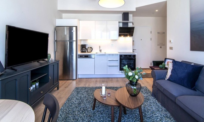 Kartal Apartment | Central Residence Flat near Metro in Kartal