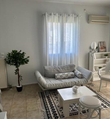 Argostoli Town Apartment | Central Tiny Loft in Argostoli