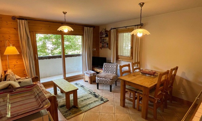Samoens Apartment | Centrally Located Apartment in Samoëns with Mountain Views, Balcony, and Modern Amenities