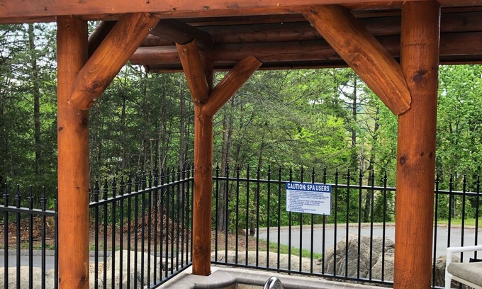 Pigeon Forge Condo | Centrally Located, Mins to Dollywood & Gatlinburg and The Great Smoky Mountains!
