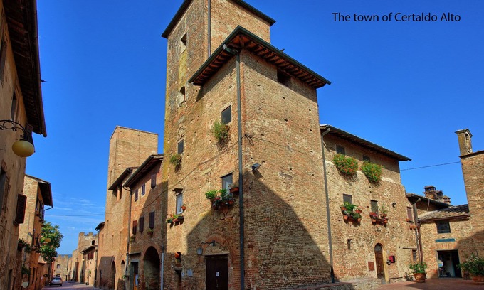 Certaldo Alto Apartment | Certaldo 1 - Vacation Rental in historical centre of Certaldo, Tuscany