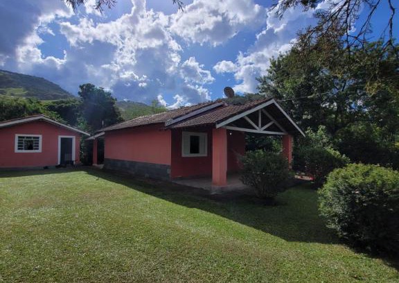 Goncalves House | Chácara dos Pássaros