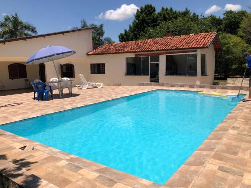 Sao Pedro House | Chácara em São Pedro com piscina e churrasqueira