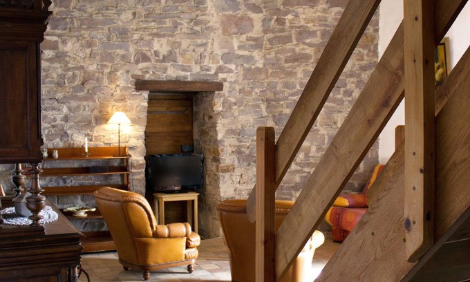 Marnhagues-et-Latour Other | Château de Latour, Calm and Nature (Oats)