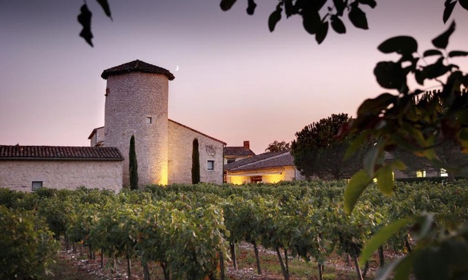 Cahuzac-sur-Vere Hotel | Château de Salettes