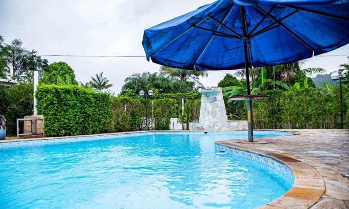 Peruibe House | Chacara com piscina, churrasq e WiFi em Peruibe SP