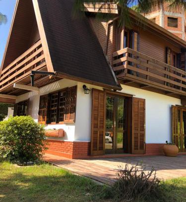 Loteamento Jardim Veu da Noiva House | Chalé Sonho da Vovó - Pertinho do Centrinho!