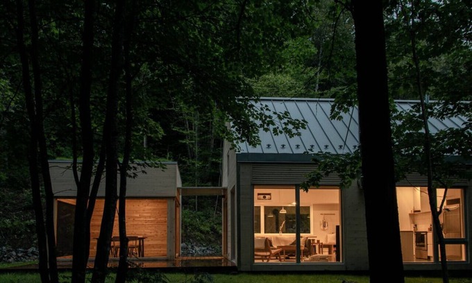 Sainte-Emelie-de-L'Energie Apartment | Chalet Harmony | River Access | 4 Guests | Hot Tub