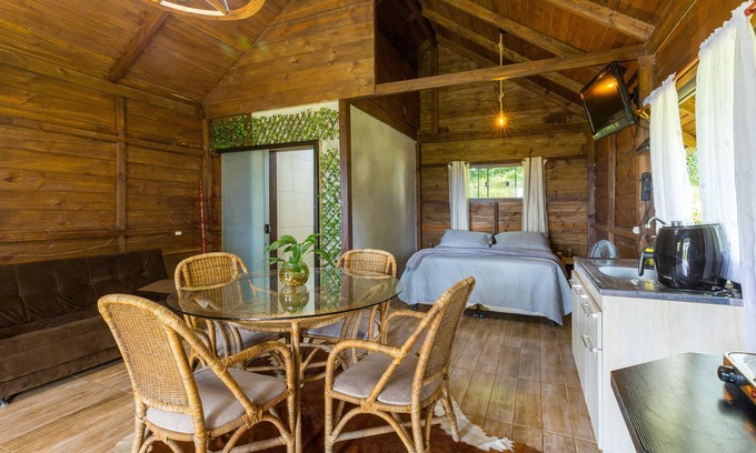 Rio do Sul House | Chal com Wi-fi Vista p o Lago em Meio a Natureza