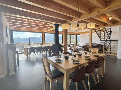 Notre-Dame-de-Bellecombe Ski Chalet | Chalet 8 pièces avec spa, sauna, 15 pers, à 800m des pistes, Notre-Dame-de-Bellecombe - FR-1-595-1