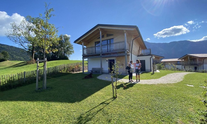 Inzell Ski Chalet | Chalet Alpenzauber mit beheiztem Pool, Inzell