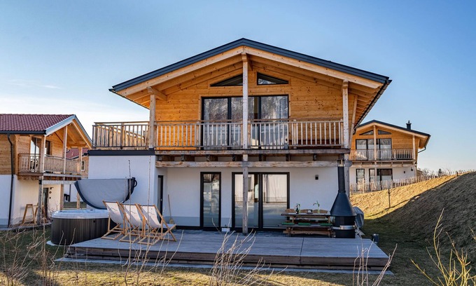 Inzell Ski Chalet | Chalet Charivari Inzell, Inzell