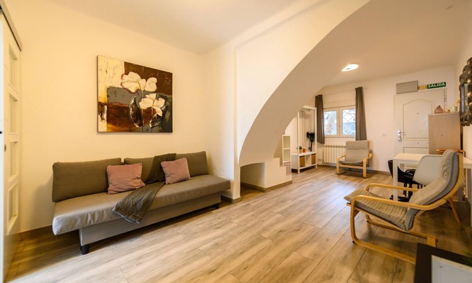 Quintana Ski Chalet | Chalet Ciudad Lineal 3HH M (MIS57)