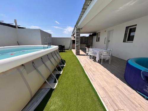 Benicarlo House | Chalet con piscina