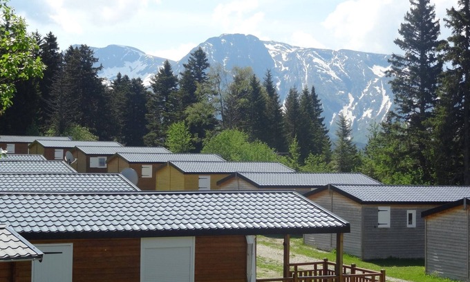 Chamrousse Ski Chalet | CHALET DES CIMES CHAMROUSSE/3* TOURIST HOUSE/NEAR THE SLOPES