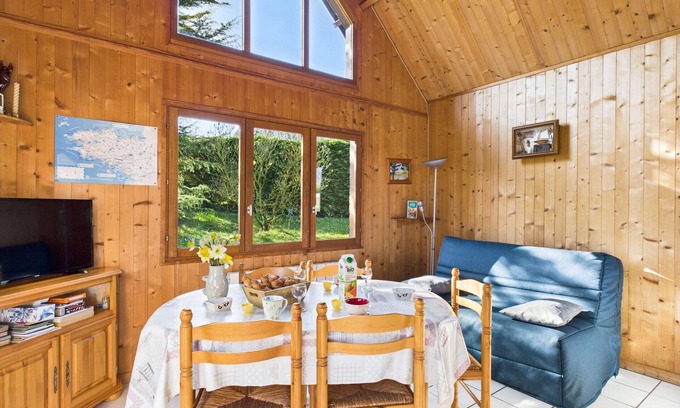 Sables-d'Or-les-Pins Ski Chalet | Chalet for 2 adults and 2 children - garden and terrace