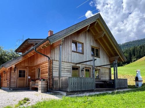 Mitterberg-Sankt Martin Ski Chalet | Chalet Grimmingblickhütte by Interhome