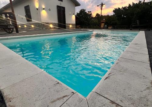 Maletto Ski Chalet | Chalet Grotta Monte Etna