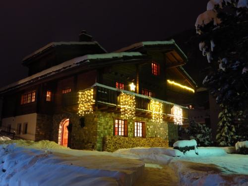 Zermatt Ski Chalet | Chalet Huwi Zermatt