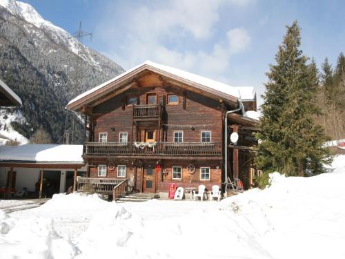 Matrei in Osttirol House | Chalet in Matrei near Ski Lift & Bus