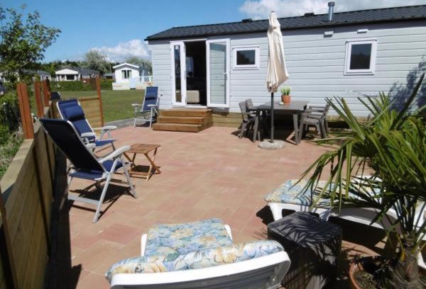 IJmuiden Ski Chalet | Chalet Joleen IJmuiden aan zee, vlakbij het strand
