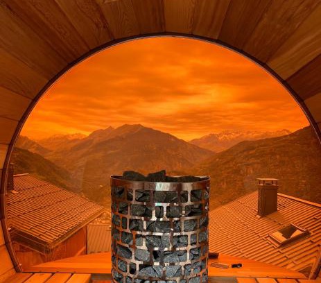 Great Alpine Road Ski Chalet | Chalet La Tarine