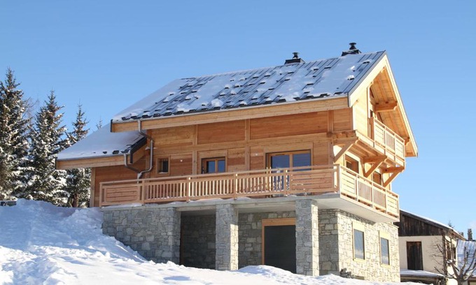 La Toussuire Apartment | Chalet Les Hellebores