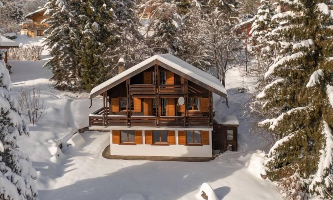 Chamoson House | Chalet Mélanie by Interhome