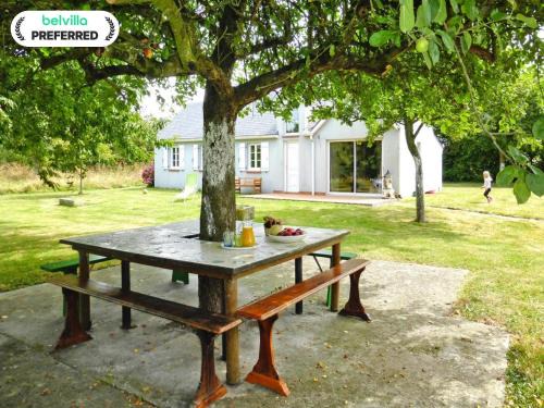 Ceaux House | Chalet near Mont St Michel & Nature Trails