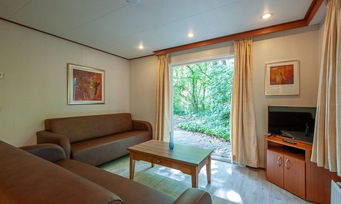 Municipality of Epe House | Chalet Near Trails & Town