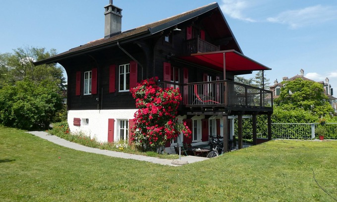 Saint-Prex Apartment | Chalet on the lake in St-Prex