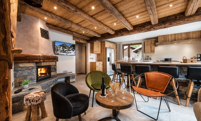 Longefoy Ski Chalet | Chalet Quermoz for 10-12 people