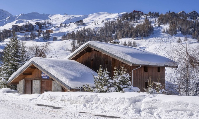 Plagne 1800 Cabin | Chalet rénové pour 12p | Sauna privé, tout équipé